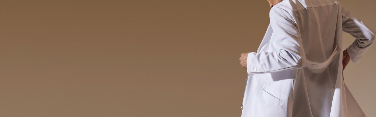 Types of Lab Coats for Nurses & Doctors: How to Choose the Right One